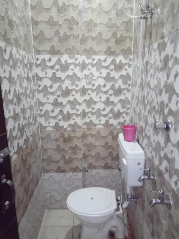 Arora Guest House Amritsar Exterior foto